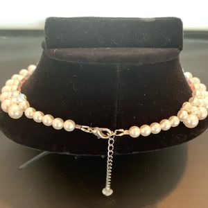 Handcrafted Jewelry - Wedding necklace of Swarovski pearls and crystals Handcrafted Jewelry - Wedding necklace of Swarovski pearls and crystals